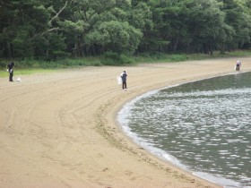 猪苗代湖清掃　上戸浜